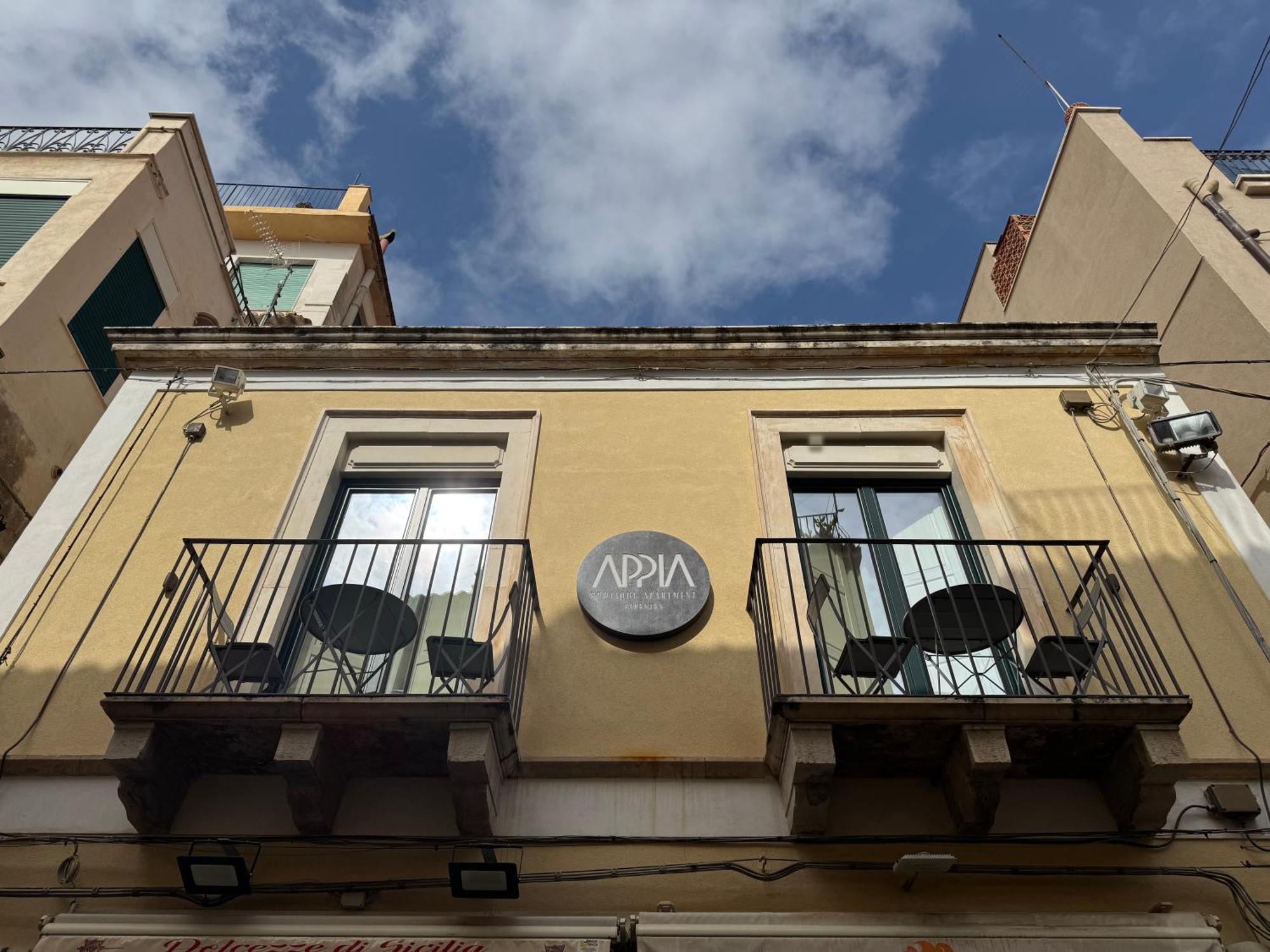 Appia Boutique Apartment Taormina Ngoại thất bức ảnh